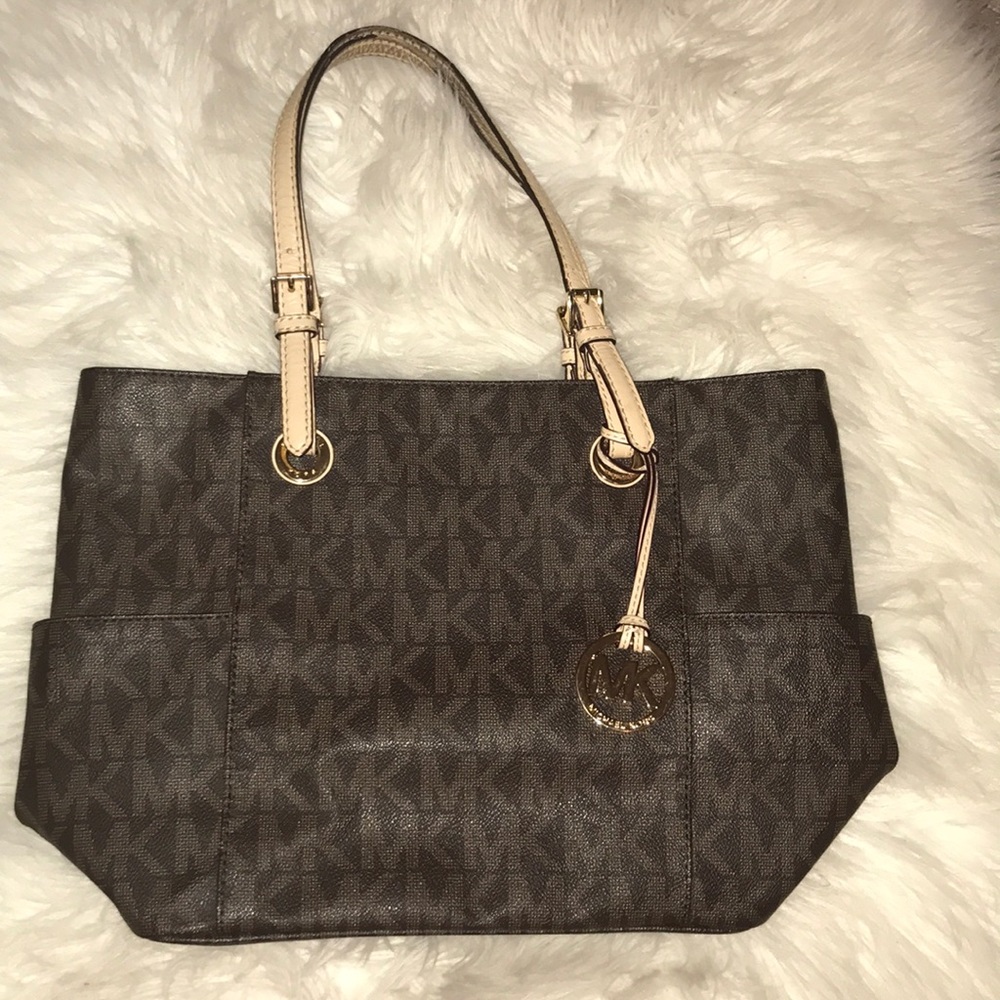 Micheal Kors Signature Medium Tote Bag